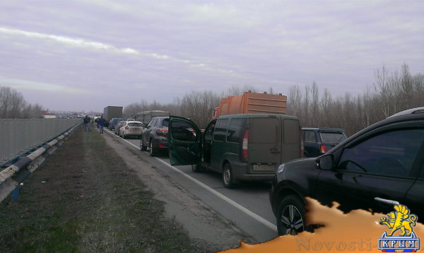 Аграрии Херсонщины также перекрывали трасу, протестуя против изменений в Налоговом кодексе - «Экономика»