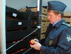 За январь в Крым с Украины не пропустили ни килограмма продуктов - «Происшествия Крыма» За январь в Крым с Украины не пропустили ни килограмма продуктов - «Происшествия Крыма»