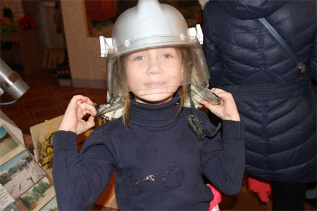 Крымские школьники прикоснулись к истории пожарной охраны - «МЧС» Крымские школьники прикоснулись к истории пожарной охраны - «МЧС»