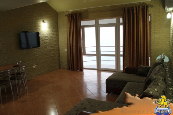 Отдых в Феодосии. Комфортабельное жилье на берегу моря Отдых в Крыму 2016 - жильё в Крыму без посредников - «Отдых в Феодосии» Отдых в Феодосии. Комфортабельное жилье на берегу моря Отдых в Крыму 2016 - жильё в Крыму без посредников - «Отдых в Феодосии»