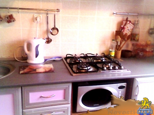 Отдых в Феодосии. Сдаю Мини-2хком.кв. в центре ул.Советская 16 Отдых в Крыму 2016 - жильё в Крыму без посредников - «Отдых в Феодосии»