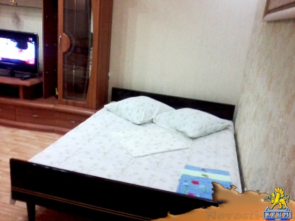 Отдых в Феодосии. Сдаю Хорошую 2-хком.кв. ул.Украинская! Отдых в Крыму 2016 - жильё в Крыму без посредников - «Отдых в Феодосии»