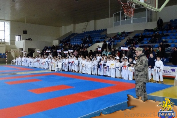 В Симферополе проходят чемпионат и первенство Крымского федерального округа по каратэ (ФОТО) - «Общество Крыма» В Симферополе проходят чемпионат и первенство Крымского федерального округа по каратэ (ФОТО) - «Общество Крыма»