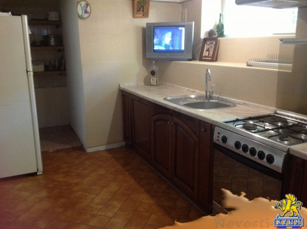 Отдых в Ялте. Трехкомнатная квартира в центре Ялты. Отдых в Крыму 2016 - жильё в Крыму без посредников - «Отдых в Ялте» Отдых в Ялте. Трехкомнатная квартира в центре Ялты. Отдых в Крыму 2016 - жильё в Крыму без посредников - «Отдых в Ялте»