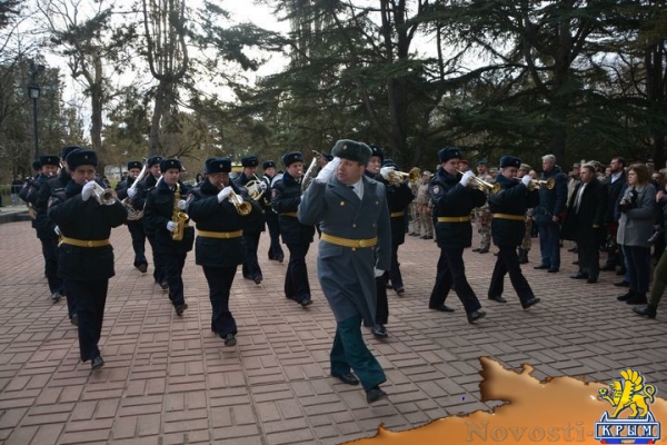 Россия никогда не встанет на колени, потому что ее граждане всегда готовы защищать Родину – Аксёнов (ФОТО) - «Политика Крыма»