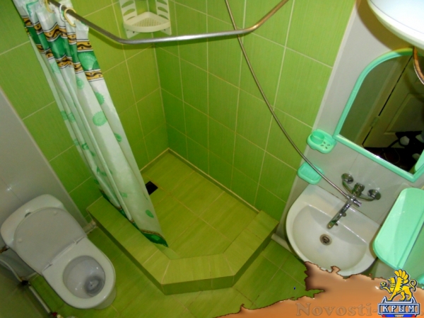 Отдых в Феодосии. Двухкомнатный домик с террасой на 3-7 человек в Феодосии. Отдых в Крыму 2016 - жильё в Крыму без посредников - «Отдых в Феодосии»