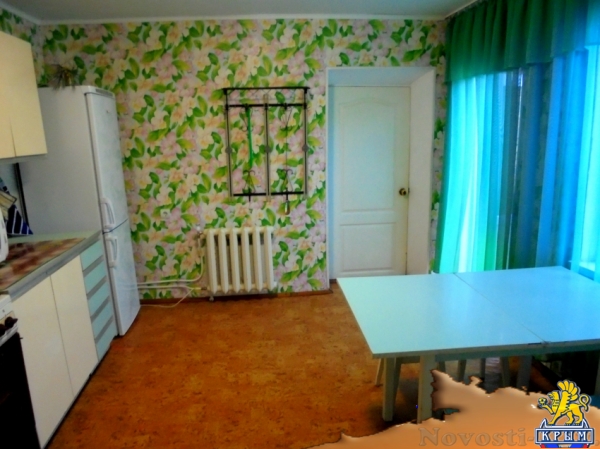 Отдых в Феодосии. Отдельный дом со своим закрытым двором и гаражом, без хозяев, в Феодосии. Отдых в Крыму 2016 - жильё в Крыму без посредников - «Отдых в Феодосии»