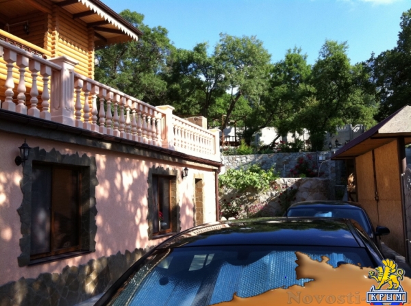 Отдых в Алупке. НЕЗАБЫВАЕМЫЙ отдых в срубе "Al-Hayat" Отдых в Крыму 2016 - жильё в Крыму без посредников - «Отдых в Крыму»