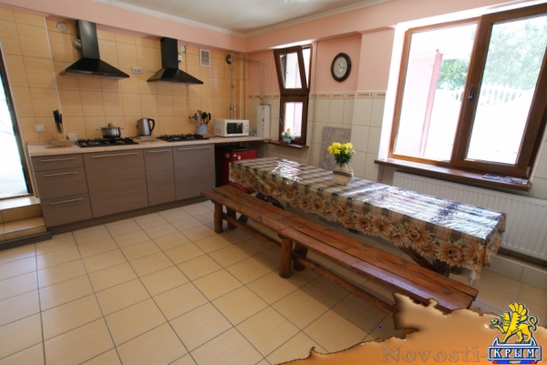 Отдых в Алупке. НЕЗАБЫВАЕМЫЙ отдых в срубе "Al-Hayat" Отдых в Крыму 2016 - жильё в Крыму без посредников - «Отдых в Крыму»