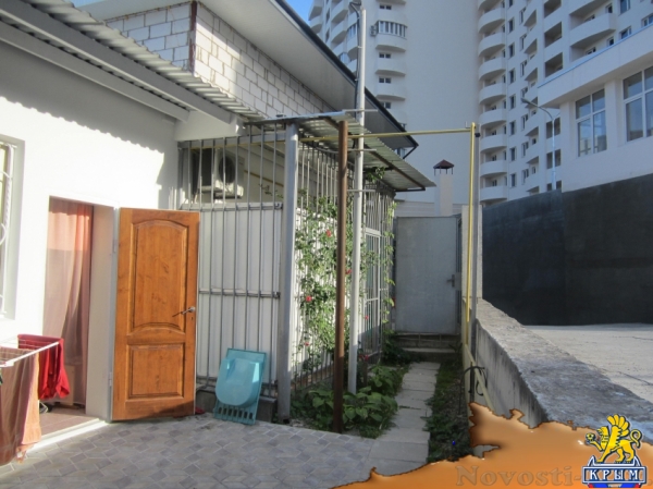 Отдых в Алуште. Коттедж (1-комн.квартира на 2-4 человека) Отдых в Крыму 2016 - жильё в Крыму без посредников - «Отдых в Алуште»