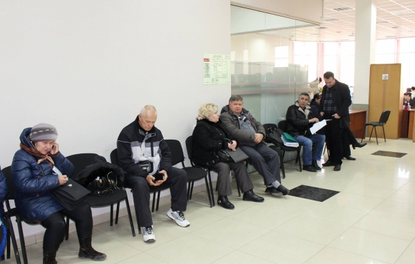 Руководство отделов Госкомрегистра должно уделять особое внимание консультированию граждан — Александр Спиридонов - «Госкомрегистр»