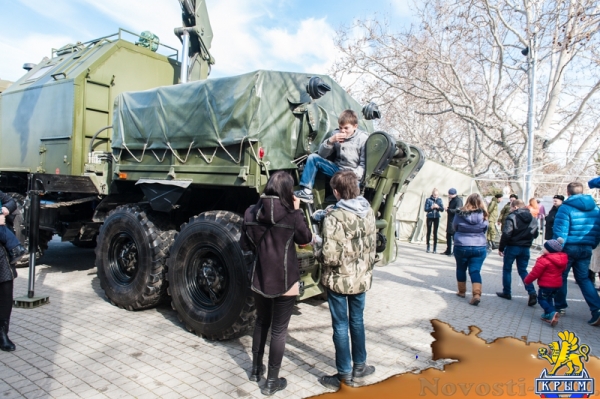 Севастополь отметил День Защитника Отечества и годовщину "Русской Весны" (ФОТОРЕПОРТАЖ) - «Общество Крыма» Севастополь отметил День Защитника Отечества и годовщину "Русской Весны" (ФОТОРЕПОРТАЖ) - «Общество Крыма»