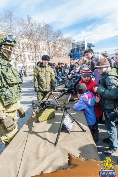 Севастополь отметил День Защитника Отечества и годовщину "Русской Весны" (ФОТОРЕПОРТАЖ) - «Общество Крыма» Севастополь отметил День Защитника Отечества и годовщину "Русской Весны" (ФОТОРЕПОРТАЖ) - «Общество Крыма»