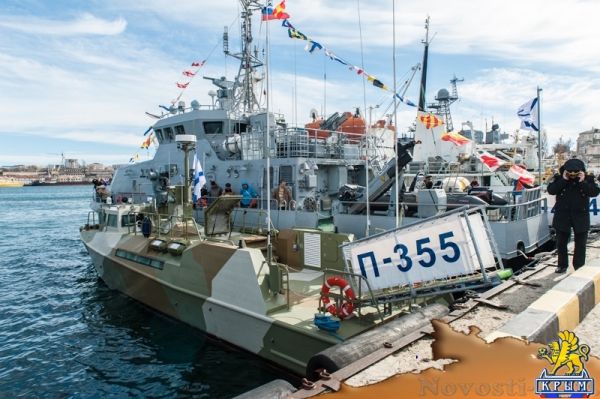 Севастополь отметил День Защитника Отечества и годовщину "Русской Весны" (ФОТОРЕПОРТАЖ) - «Общество Крыма» Севастополь отметил День Защитника Отечества и годовщину "Русской Весны" (ФОТОРЕПОРТАЖ) - «Общество Крыма»