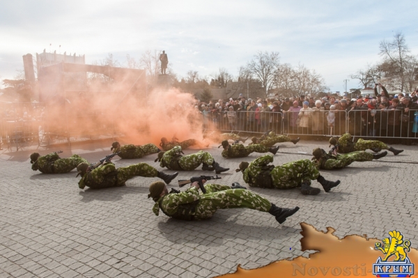 Севастополь отметил День Защитника Отечества и годовщину "Русской Весны" (ФОТОРЕПОРТАЖ) - «Общество Крыма» Севастополь отметил День Защитника Отечества и годовщину "Русской Весны" (ФОТОРЕПОРТАЖ) - «Общество Крыма»