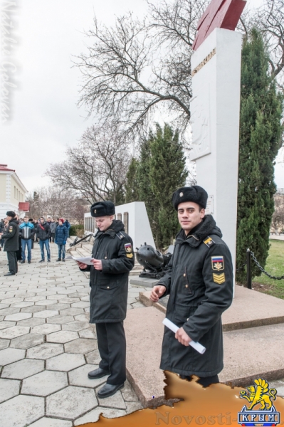 В севастопольском училище имени Нахимова гостям показывали пушки, акваланги и горящие мины (ФОТОРЕПОРТАЖ) - «Общество Крыма»