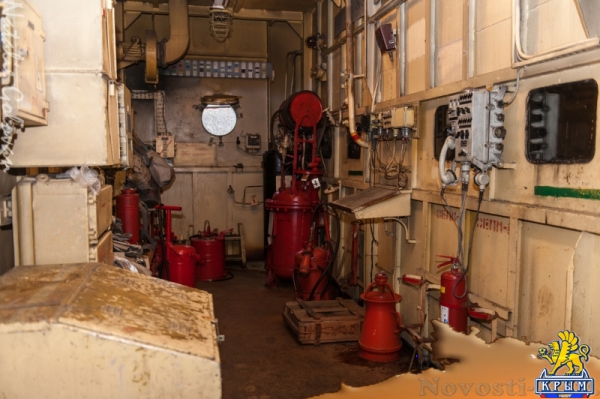 В севастопольском училище имени Нахимова гостям показывали пушки, акваланги и горящие мины (ФОТОРЕПОРТАЖ) - «Общество Крыма»