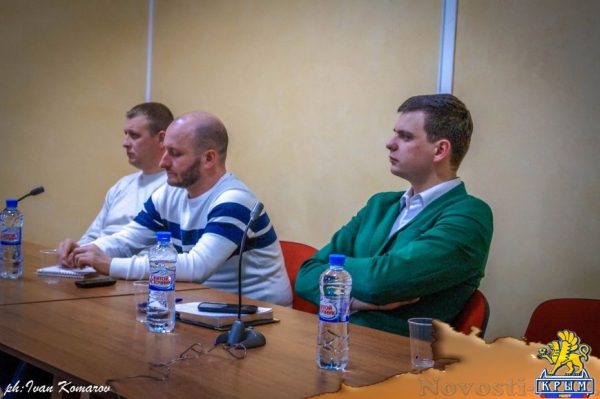 Крымский политолог: Нужно защитить крымскую молодежь от вербовки в "ИГИЛ" через соцсети (ФОТО) - «Симферополь» Крымский политолог: Нужно защитить крымскую молодежь от вербовки в "ИГИЛ" через соцсети (ФОТО) - «Симферополь»