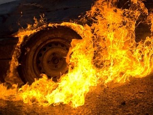 В Крыму задержали серийного поджигателя машин на ЮБК - Проиcшествия - - «Новости Крыма» В Крыму задержали серийного поджигателя машин на ЮБК - Проиcшествия - - «Новости Крыма»