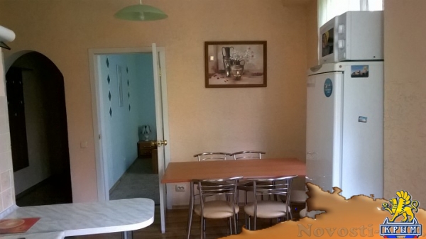 Отдых в Ялте. С 4 Марта в Ялте. Коттедж 3-6 человек. Свой дворик ,гараж. Рядом пляж Отдых в Крыму 2016 - жильё в Крыму без посредников - «Отдых в Ялте»