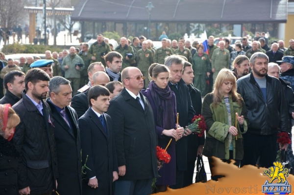 Митинг у Госсовета РК, посвященный событиям февраля 2014-го и началу возвращения Крыма в Россию - «Возвращение в Россию»
