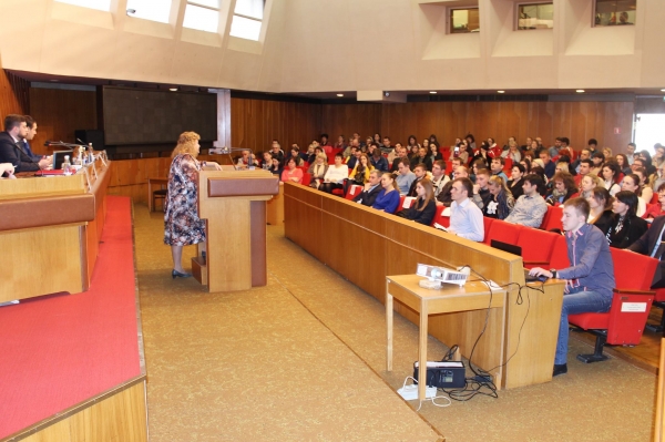 Крымчане могут проверить квалификационный уровень любого кадастрового инженера на специальном портале - Александр Спиридонов - «Госкомрегистр» Крымчане могут проверить квалификационный уровень любого кадастрового инженера на специальном портале - Александр Спиридонов - «Госкомрегистр»