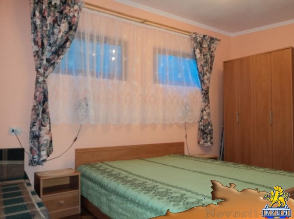 Отдых в Алупке. Домик с беседочкой на 2+1 чел,до моря 10мин Отдых в Крыму 2016 - жильё в Крыму без посредников - «Отдых в Крыму»