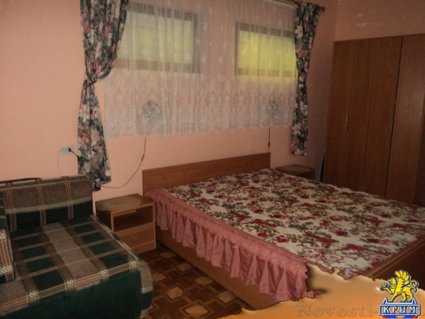 Отдых в Алупке. Домик с беседочкой на 2+1 чел,до моря 10мин Отдых в Крыму 2016 - жильё в Крыму без посредников - «Отдых в Крыму»