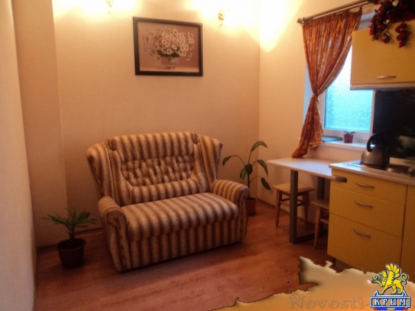 Отдых в Алупке. Уютный номер у Воронцовского парка 2+1. Отдых в Крыму 2016 - жильё в Крыму без посредников - «Отдых в Крыму»