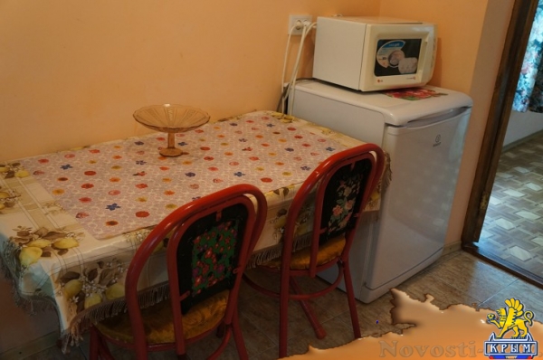 Отдых в Алупке. Домик с беседкой у моря.2+1 Отдых в Крыму 2016 - жильё в Крыму без посредников - «Отдых в Крыму»