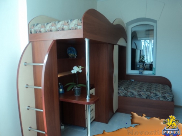 Отдых в Алупке. Комфортный номер у Воронцовского парка, на 2+1чел,до моря 10 мин. Отдых в Крыму 2016 - жильё в Крыму без посредников - «Отдых в Крыму»