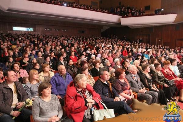 Керчанок одарили вниманием и благодарностями - «Керчь»