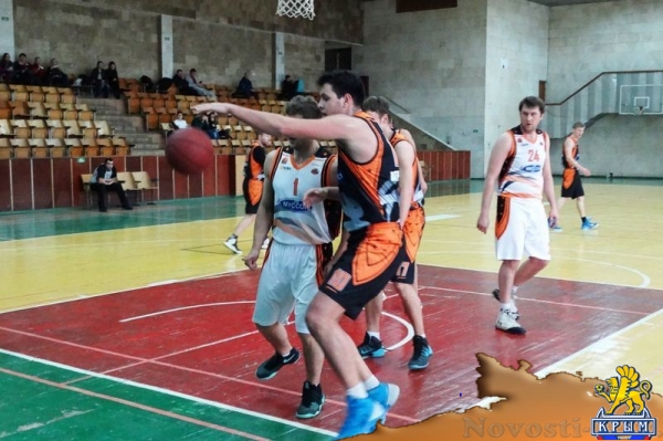 Лидер мужского баскетбольного чемпионата Крыма проиграл на старте второго круга (ФОТО) - «Спорт Крыма»