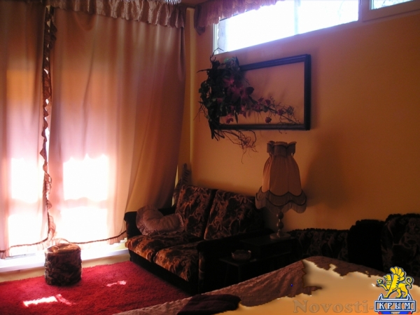 Отдых в Алуште. БОЛЬШОЙ КОТТЕДЖ ДЛЯ КОМПАНИЙ Отдых в Крыму 2016 - жильё в Крыму без посредников - «Отдых в Алуште»