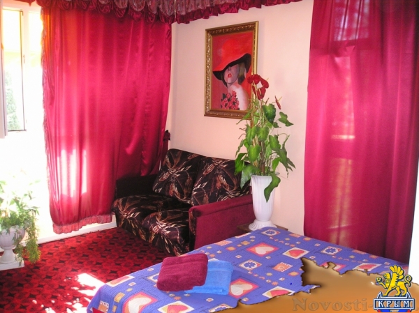 Отдых в Алуште. БОЛЬШОЙ КОТТЕДЖ ДЛЯ КОМПАНИЙ Отдых в Крыму 2016 - жильё в Крыму без посредников - «Отдых в Алуште»