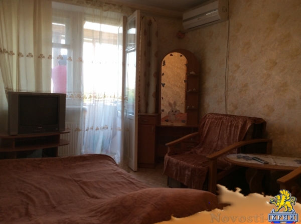 Отдых в Евпатории. Сдам 2 комнатную квартиру в 10 минутах от пляжа по Ул .Фрунзе. Отдых в Крыму 2016 - жильё в Крыму без посредников - «Отдых в Евпатории»