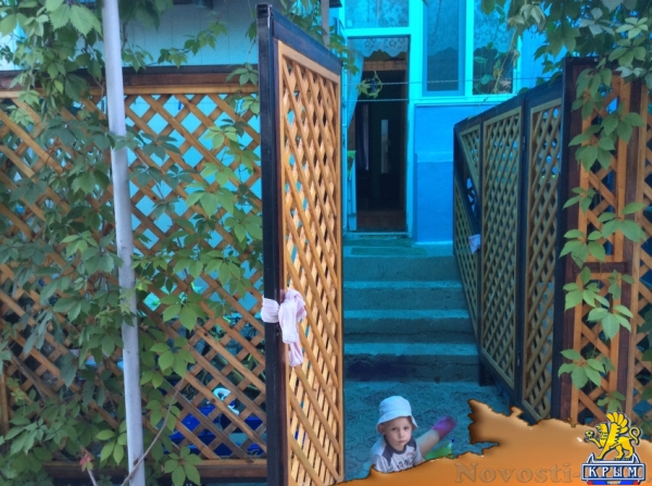 Отдых в Евпатории. Горького 7а, 2 комнатный дом. Отдых в Крыму 2016 - жильё в Крыму без посредников - «Отдых в Евпатории»