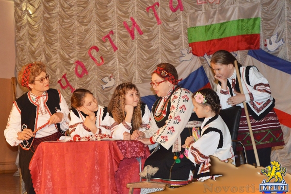 «Весну красную зовём…»: в Феодосии отметили старинный болгарский праздник Бабы Марты - «Новости Феодосии» «Весну красную зовём…»: в Феодосии отметили старинный болгарский праздник Бабы Марты - «Новости Феодосии»