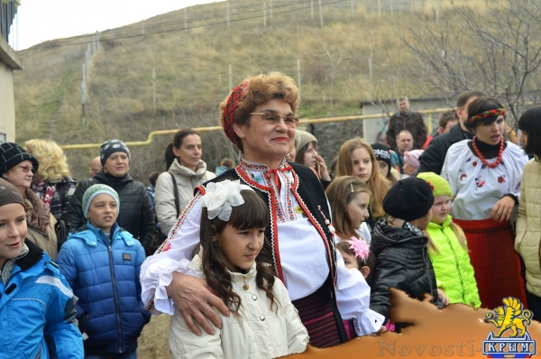 «Весну красную зовём…»: в Феодосии отметили старинный болгарский праздник Бабы Марты - «Новости Феодосии» «Весну красную зовём…»: в Феодосии отметили старинный болгарский праздник Бабы Марты - «Новости Феодосии»