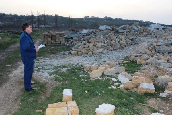 Нарушители добровольно освободили от самозахватов более 500 кв.м. на территории Мирновского сельского поселения - «Госкомрегистр»