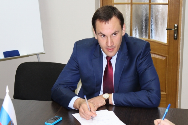 Новый период предварительной электронной записи на прием в Госкомрегистр будет доступен с 11 марта — Александр Спиридонов - «Госкомрегистр»