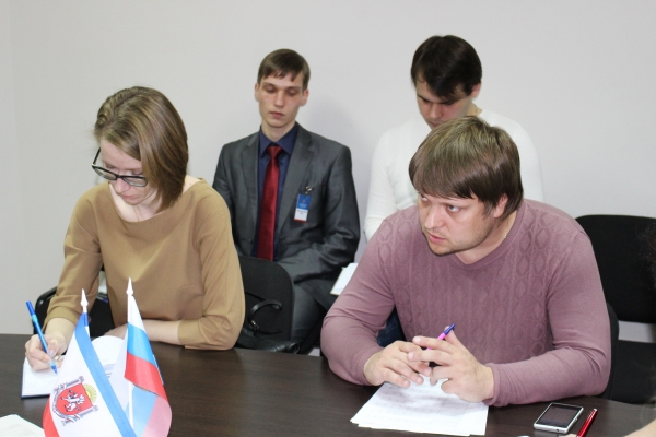 Новый период предварительной электронной записи на прием в Госкомрегистр будет доступен с 11 марта — Александр Спиридонов - «Госкомрегистр»