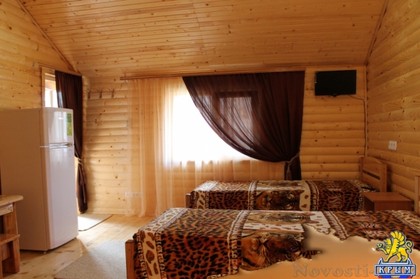 Отдых в Судаке. 4-х местный номер "Люкс" в деревянном мини-отеле у моря, Судак Отдых в Крыму 2016 - жильё в Крыму без посредников - «Отдых в Судаке»