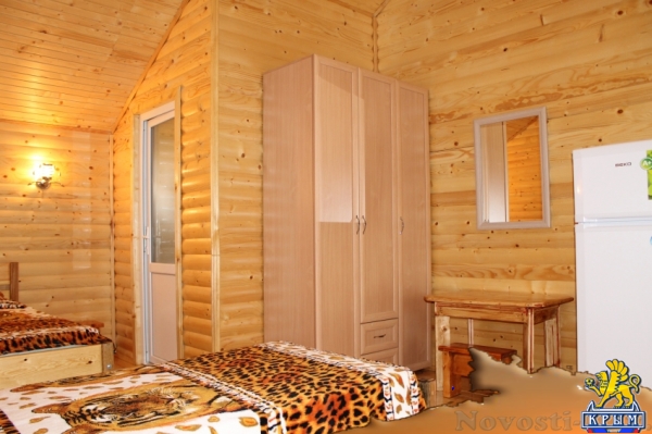 Отдых в Судаке. 4-х местный номер "Люкс" в деревянном мини-отеле у моря, Судак Отдых в Крыму 2016 - жильё в Крыму без посредников - «Отдых в Судаке»