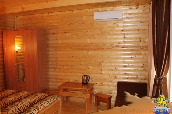 Отдых в Судаке. Номер"Семейный" двухкомнатный в деревянном мини-отеле у моря, Судак Отдых в Крыму 2016 - жильё в Крыму без посредников - «Отдых в Судаке»