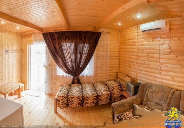 Отдых в Судаке. 3-х местный номер "Стандарт" в деревянном мини- отеле у моря, Судак Отдых в Крыму 2016 - жильё в Крыму без посредников - «Отдых в Судаке»