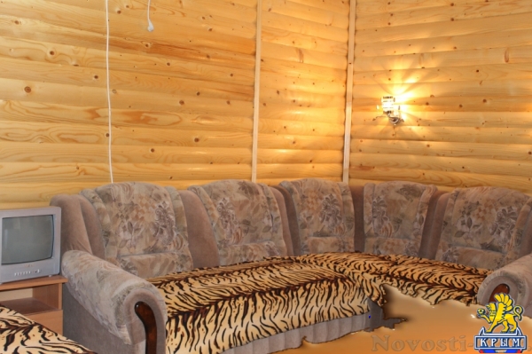 Отдых в Судаке. 3-х местный номер "Стандарт" в деревянном мини- отеле у моря, Судак Отдых в Крыму 2016 - жильё в Крыму без посредников - «Отдых в Судаке»