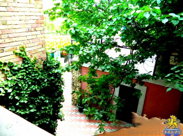 Отдых в Феодосии. Четырехкомнатный двухэтажный дом в Феодосии. Отдых в Крыму 2016 - жильё в Крыму без посредников - «Отдых в Крыму»