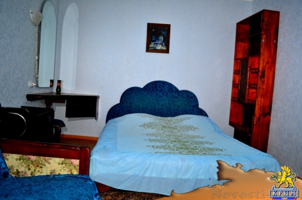 Отдых в Феодосии. Домик под абрикосовым деревом на 2-4 человека в Феодосии. Отдых в Крыму 2016 - жильё в Крыму без посредников - «Отдых в Крыму» Отдых в Феодосии. Домик под абрикосовым деревом на 2-4 человека в Феодосии. Отдых в Крыму 2016 - жильё в Крыму без посредников - «Отдых в Крыму»