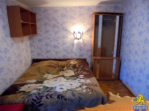 Отдых в Феодосии. Отдельный дом со своим закрытым двором и гаражом, без хозяев, в Феодосии. Отдых в Крыму 2016 - жильё в Крыму без посредников - «Отдых в Крыму»